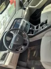 interiorFront