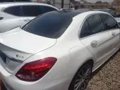 car Right Back