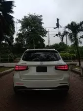 car Back