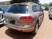 car Right Back