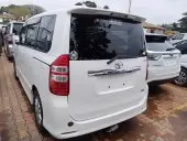car Right Back