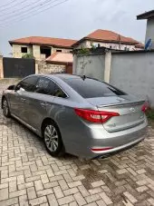 car Right Back