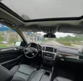 interiorFront