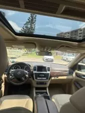 interiorFront