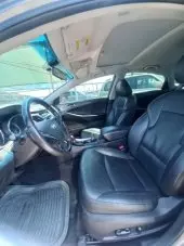 interiorFront