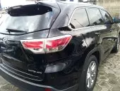 car Right Back