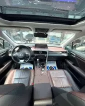 interiorFront