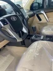interiorFront