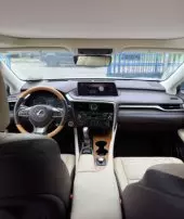 interiorFront