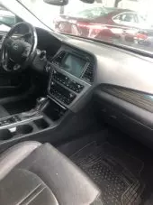 interiorFront