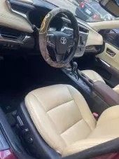 interiorFront