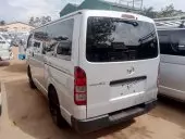 car Right Back