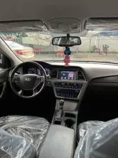 interiorFront