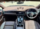 interiorFront