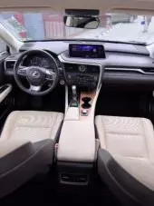 interiorFront