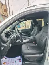 frontViewSeat