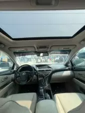 interiorFront