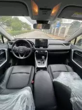interiorFront