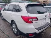 car Right Back