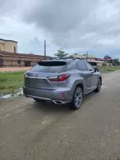 car Right Back