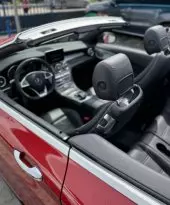 interiorFront
