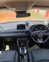 interiorFront