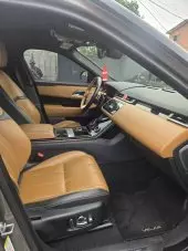 interiorFront