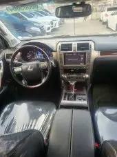 interiorFront