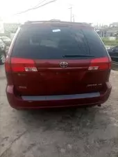car Right Back