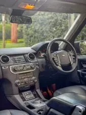 interiorFront