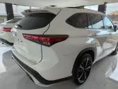 car Right Back
