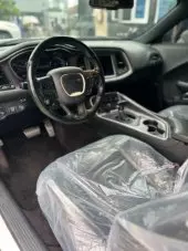 interiorFront