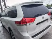 car Right Back
