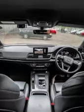 interiorFront