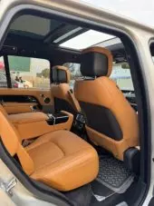 interiorBack