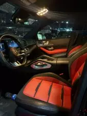 interiorFront