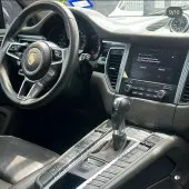 interiorFront