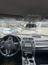 interiorFront