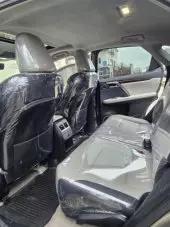 interiorBack