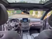 interiorFront