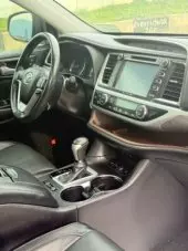 interiorFront