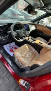 interiorFront