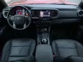 interiorFront