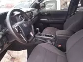 interiorFront
