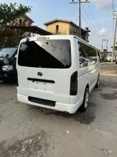 car Right Back