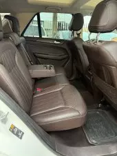 interiorBack