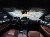 interiorFront
