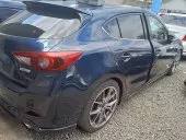 car Right Back