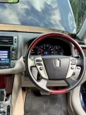 interiorFront