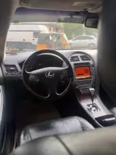 interiorFront